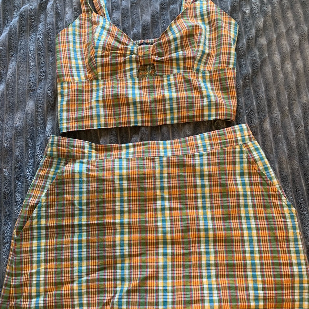 Two piece set